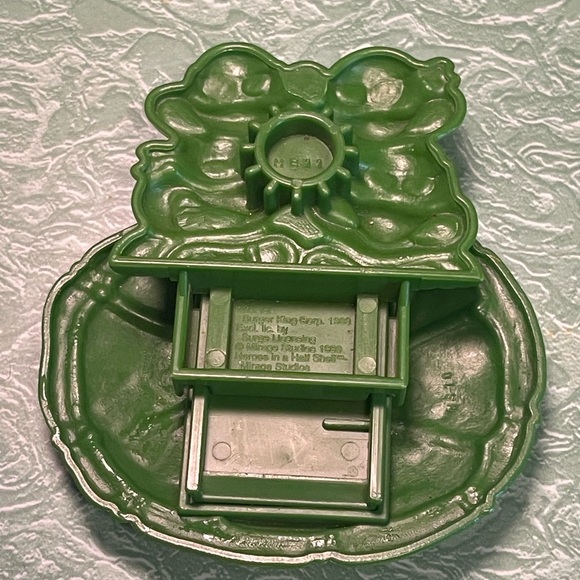1989 Teenage Mutant Ninja Turtles Burger King Rad Badge Turtle Shell - Picture 3 of 4